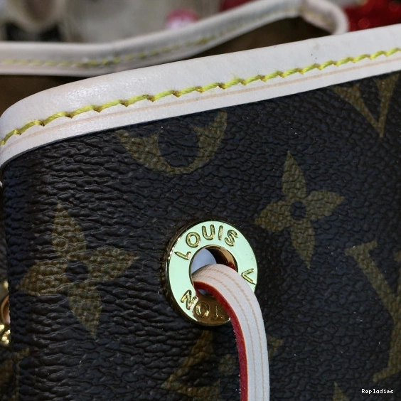 Repladies VUITTON LOUIS BACKPACK 0729